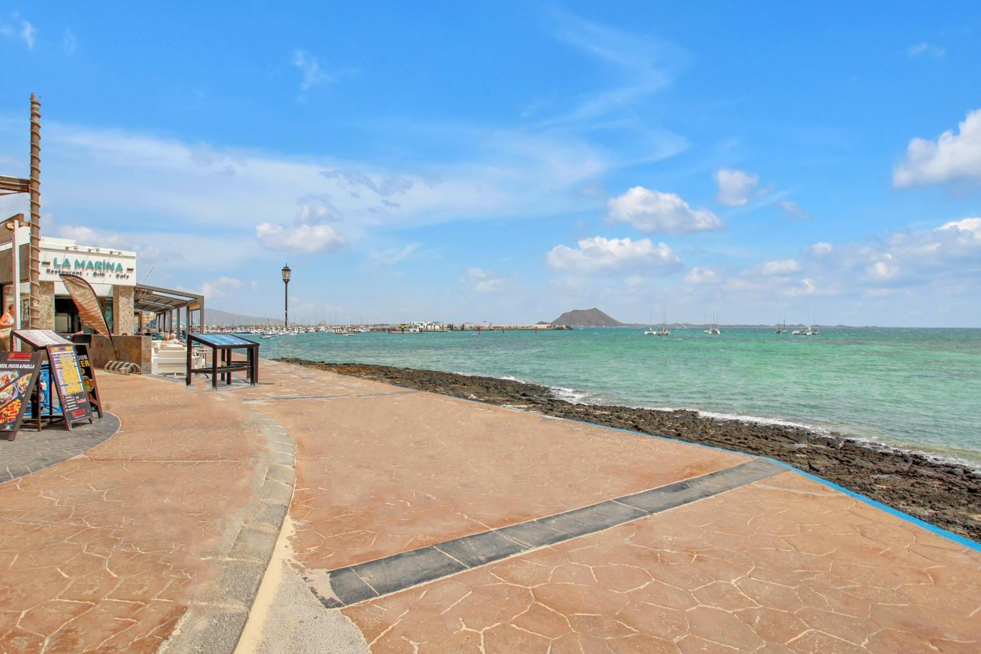 Oasis Royal Apartment Corralejo Exterior photo